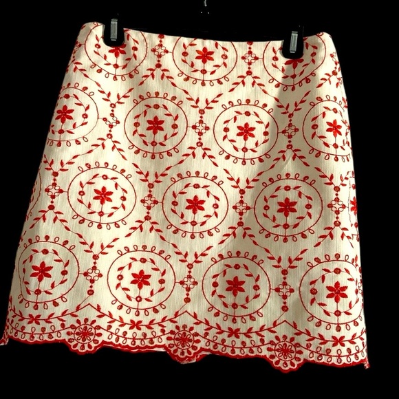 LOFT Outlet Dresses & Skirts - LOFT Outlet White And Red Floral Embroidered Mini Skirt 4
